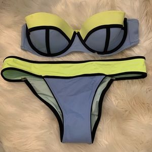 Victoria’s Secret bikini